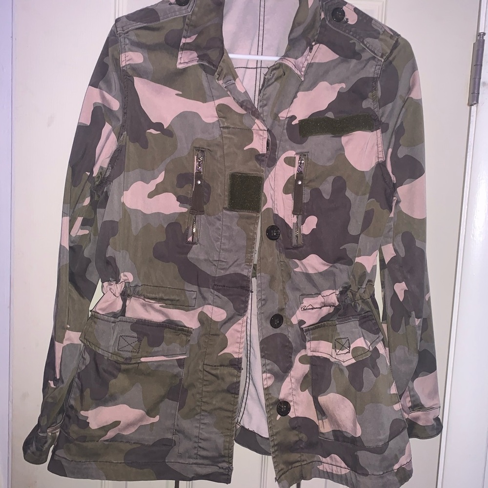 Cute Camo Jacket 💚